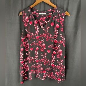 ALFRED SUNG Black and Red Blouse with Vibrant Floral Design and Tapered Edge